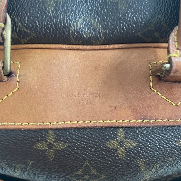 Louis Vuitton Brown Monogram Deauville Bag - Picture 4 of 16